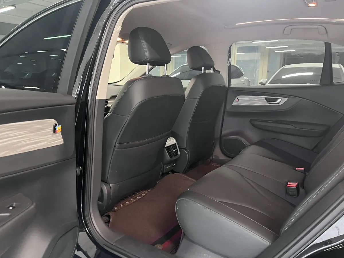 2024 HongQi E-QM5 BEV 72KWH,autocango,china used car exporter,china ev exporter,chinese used car exporter,chinese used ev exporter