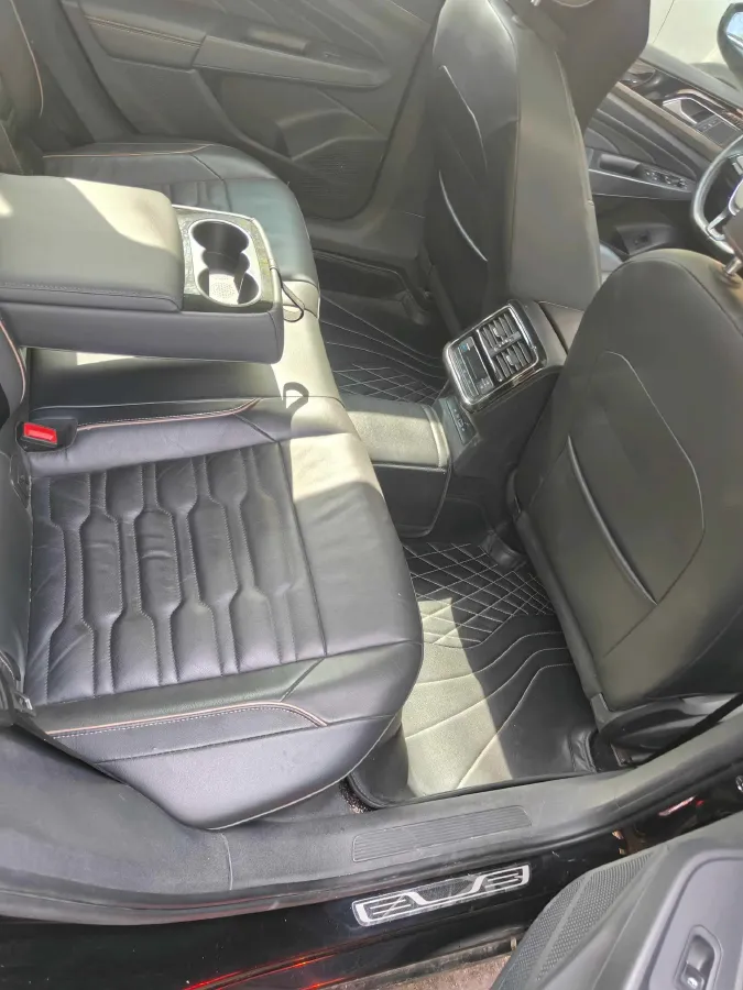 2021 Volkswagen Passat 2.0T 186HP L4 7DCT,autocango,china used car exporter,china ev exporter,chinese used car exporter,chinese used ev exporter