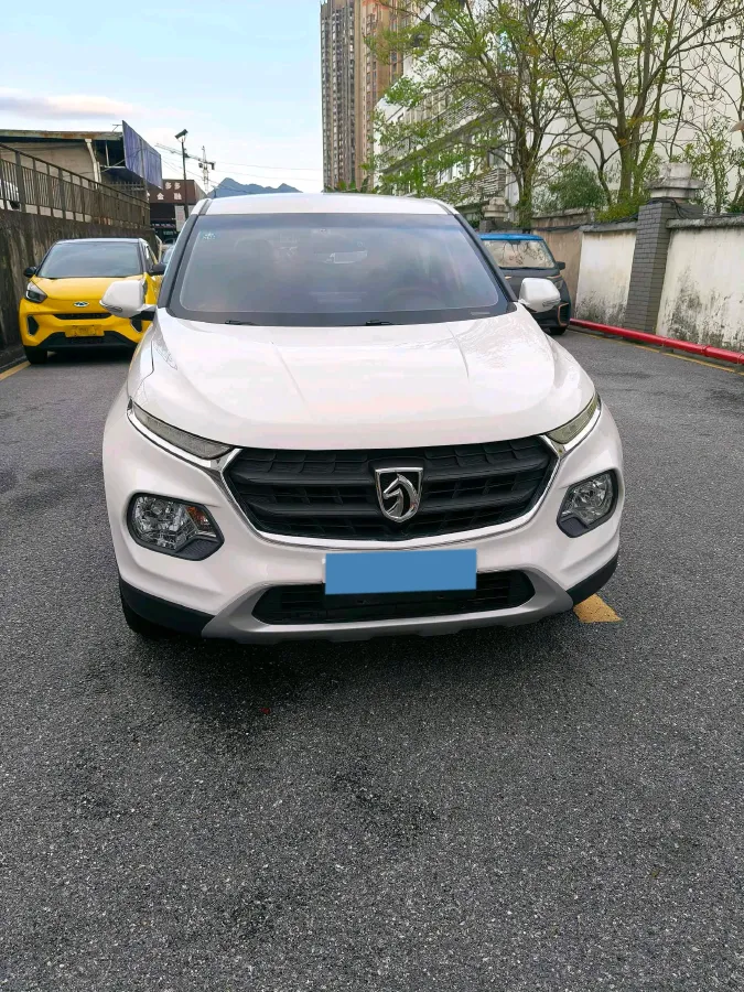 2017 BaoJun 510 1.5L 112HP L4 6MT,autocango,china used car exporter,china ev exporter,chinese used car exporter,chinese used ev exporter