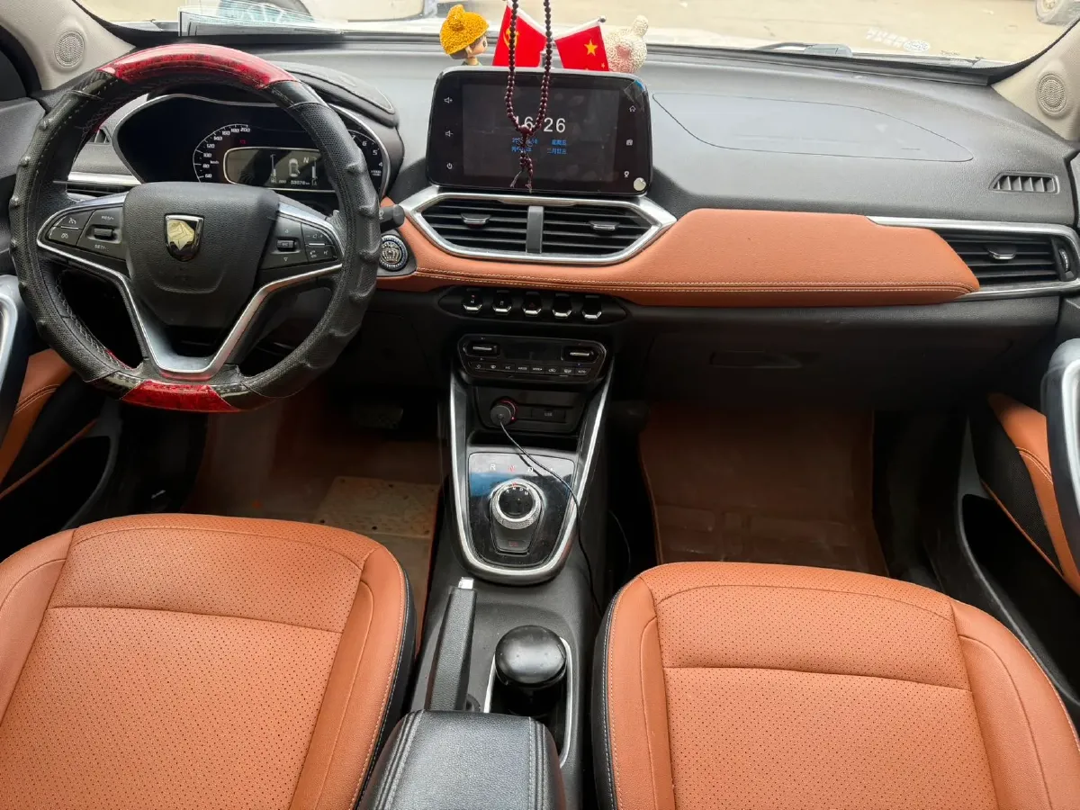 2017 HaiMa S5 Young Edition 1.6L 122HP L4 5MT,autocango,china used car exporter,china ev exporter,chinese used car exporter,chinese used ev exporter