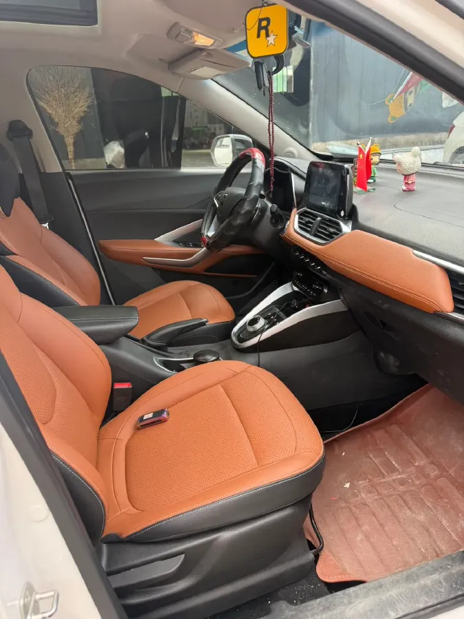2017 HaiMa S5 Young Edition 1.6L 122HP L4 5MT,autocango,china used car exporter,china ev exporter,chinese used car exporter,chinese used ev exporter
