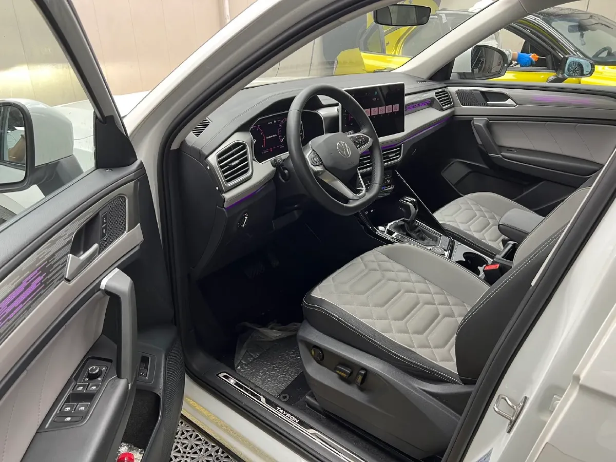 2023 Volkswagen Tayron 2.0T 220HP L4 7DCT,autocango,china used car exporter,china ev exporter,chinese used car exporter,chinese used ev exporter