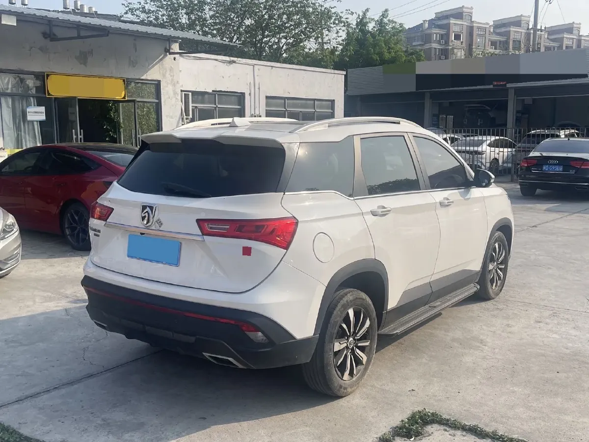 2018 BaoJun 530 1.5T 150HP L4 6DCT,autocango,china used car exporter,china ev exporter,chinese used car exporter,chinese used ev exporter