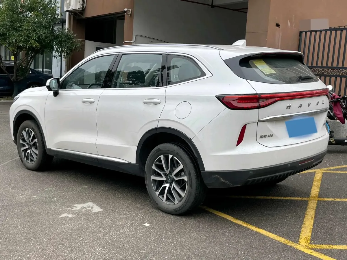 2021 Haval H6 1.5T 169HP L4 7DCT,autocango,china used car exporter,china ev exporter,chinese used car exporter,chinese used ev exporter
