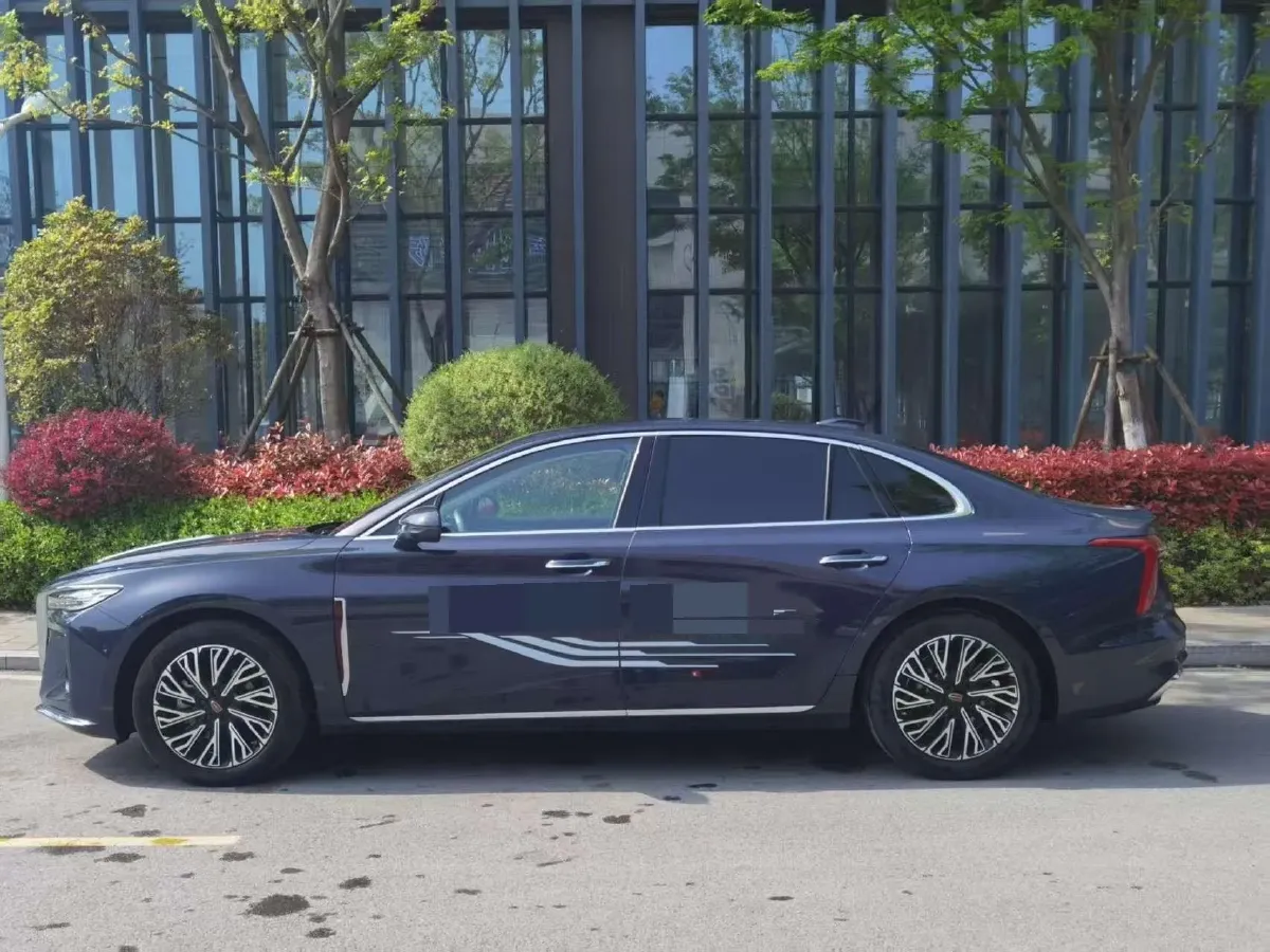 2024 HongQi H5 2.0T 224HP L4 8AT,autocango,china used car exporter,china ev exporter,chinese used car exporter,chinese used ev exporter