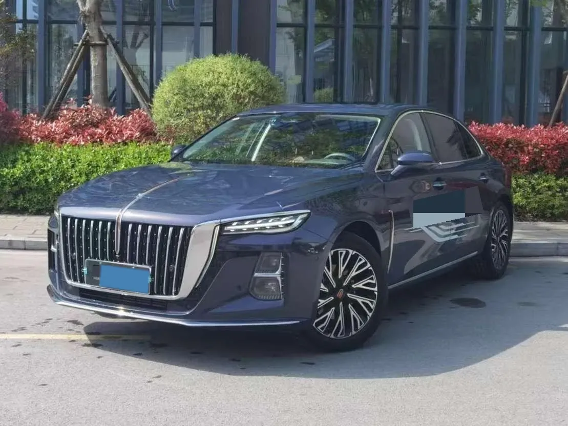 2024 HongQi H5 2.0T 224HP L4 8AT,autocango,china used car exporter,china ev exporter,chinese used car exporter,chinese used ev exporter