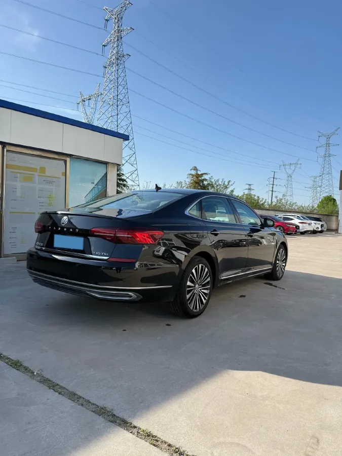 2020 Volkswagen Passat 2.0T 186HP L4 7DCT,autocango,china used car exporter,china ev exporter,chinese used car exporter,chinese used ev exporter