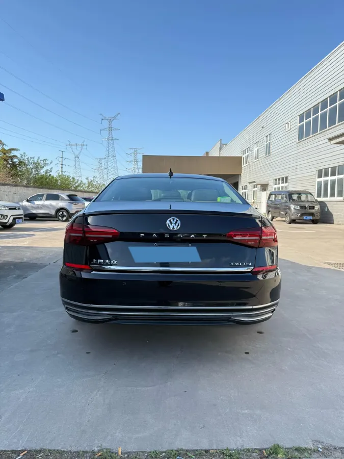 2020 Volkswagen Passat 2.0T 186HP L4 7DCT,autocango,china used car exporter,china ev exporter,chinese used car exporter,chinese used ev exporter