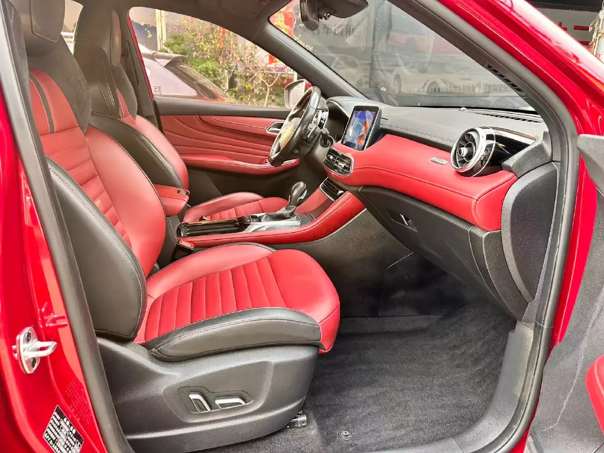 2018 ChangAn CS95 2.0T 233HP L4 6AT,autocango,china used car exporter,china ev exporter,chinese used car exporter,chinese used ev exporter