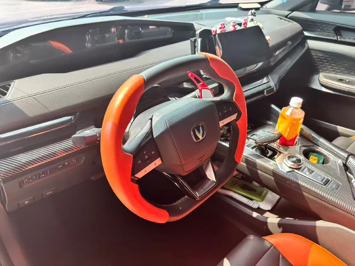 2024 ChangAn UNI-V 1.5T 188HP L4 7DCT,autocango,china used car exporter,china ev exporter,chinese used car exporter,chinese used ev exporter