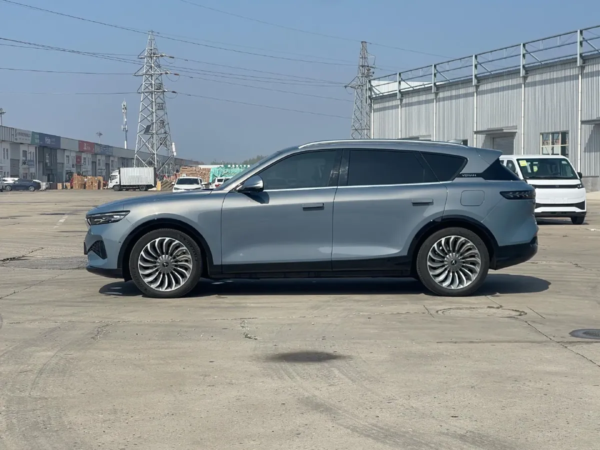 2022 Voyah FREE Range Extended 109HP REEV 33KWH,autocango,china used car exporter,china ev exporter,chinese used car exporter,chinese used ev exporter