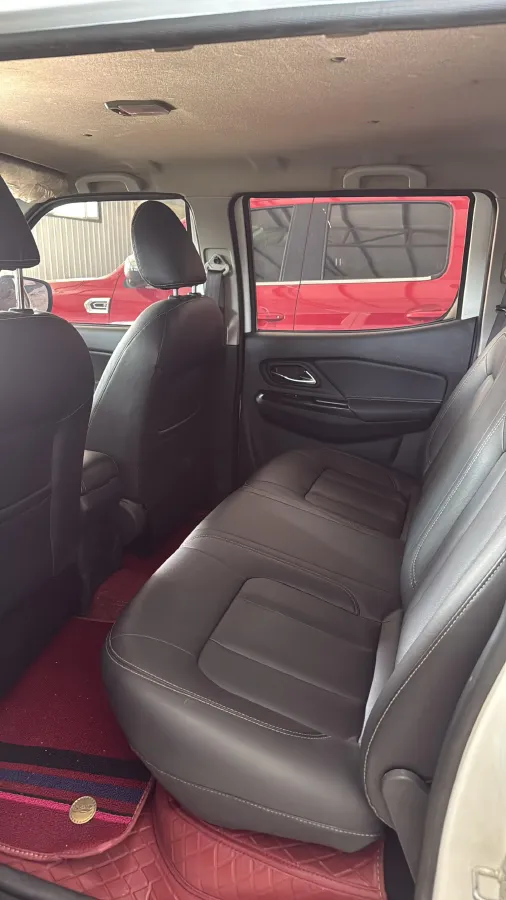 2021 Dongfeng RuiQi 2.4L 158HP L4 5MT,autocango,china used car exporter,china ev exporter,chinese used car exporter,chinese used ev exporter