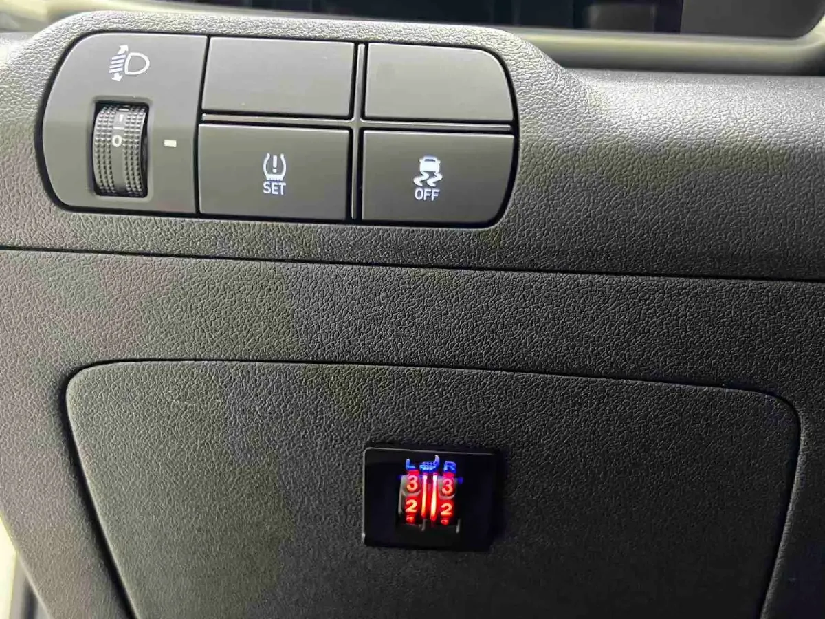 2022 Hyundai Elantra 1.5L 115HP L4 CVT,autocango,china used car exporter,china ev exporter,chinese used car exporter,chinese used ev exporter