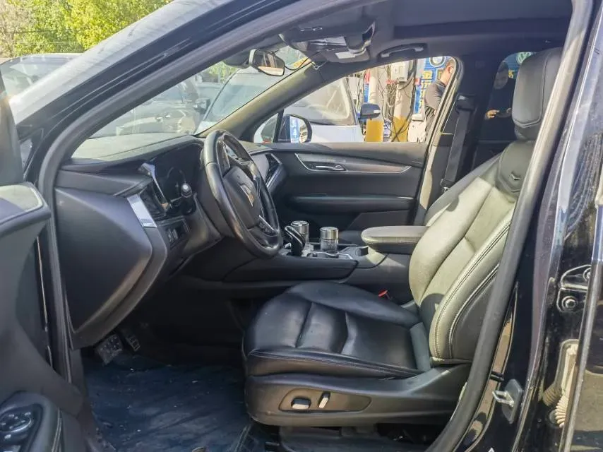 2021 Cadillac XT6 2.0T 237HP L4 9AT,autocango,china used car exporter,china ev exporter,chinese used car exporter,chinese used ev exporter