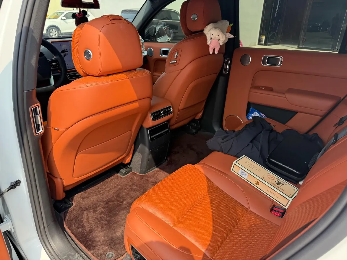 2023 Li L7 Range Extended 154HP REEV 40.9KWH,autocango,china used car exporter,china ev exporter,chinese used car exporter,chinese used ev exporter