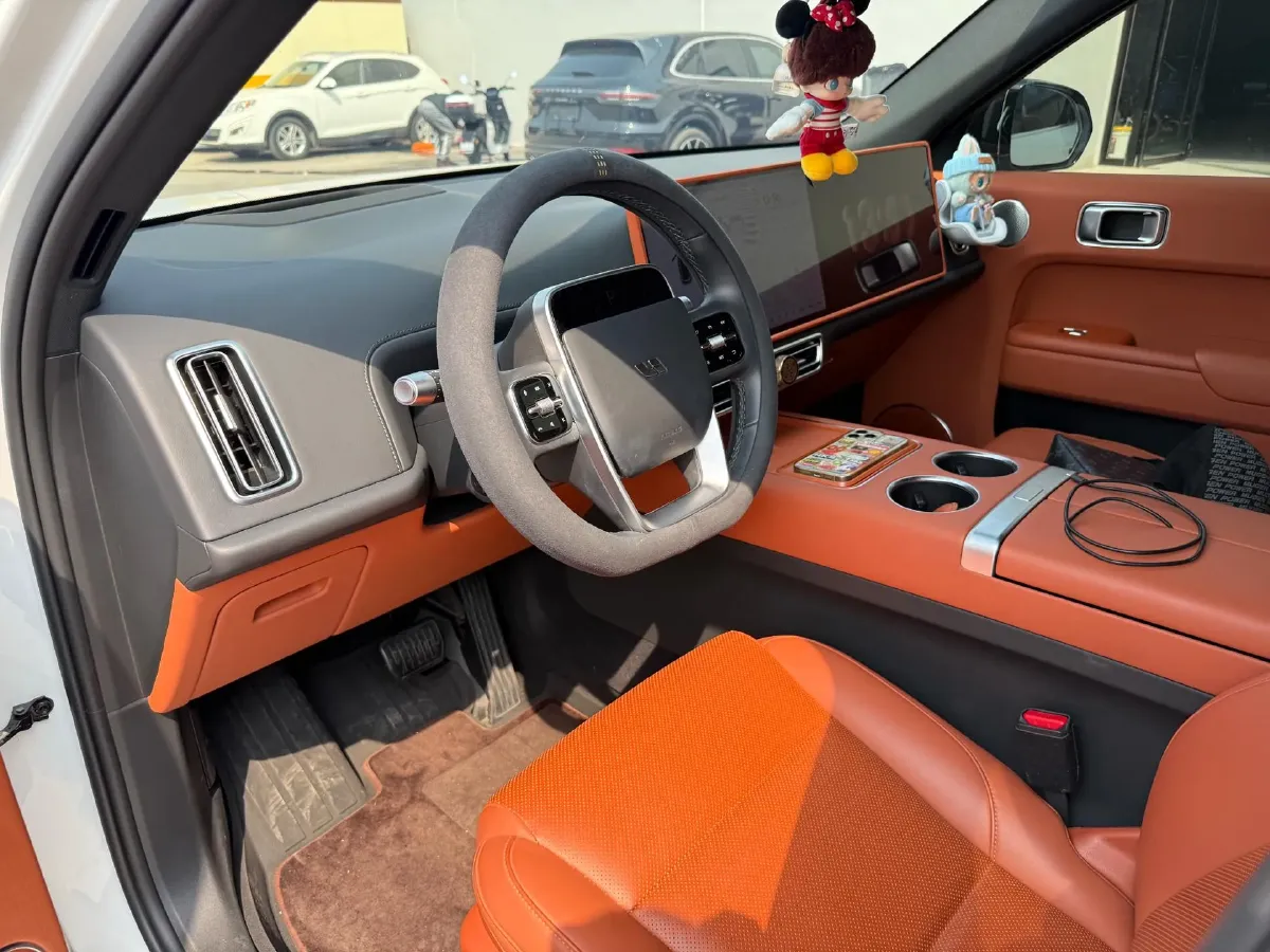 2023 Li L7 Range Extended 154HP REEV 40.9KWH,autocango,china used car exporter,china ev exporter,chinese used car exporter,chinese used ev exporter