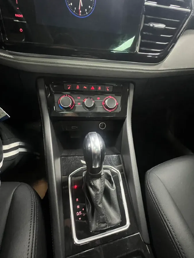 2023 Jetta VS7 1.4T 150HP L4 6AT,autocango,china used car exporter,china ev exporter,chinese used car exporter,chinese used ev exporter