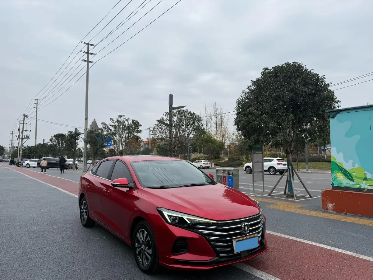 2021 ChangAn Eado 1.6L 128HP L4 5MT,autocango,china used car exporter,china ev exporter,chinese used car exporter,chinese used ev exporter