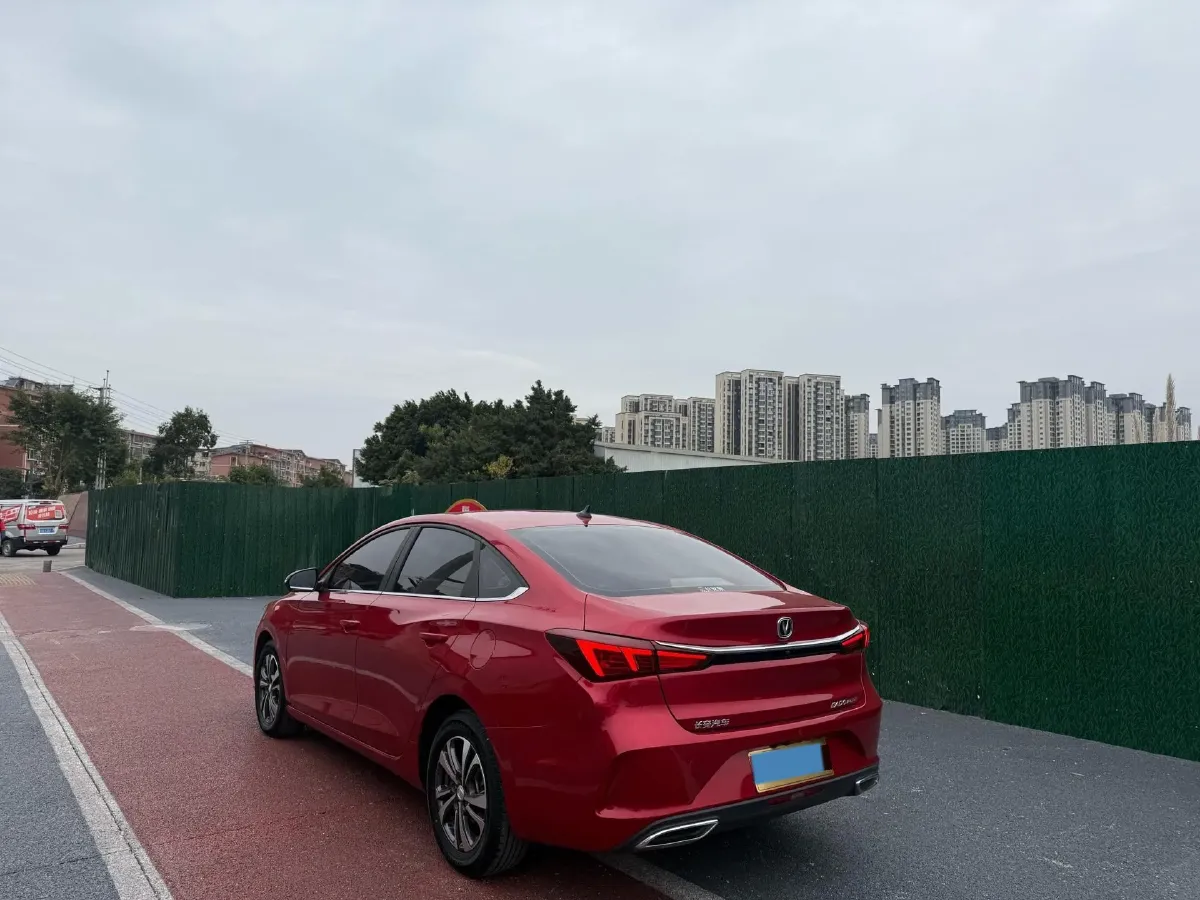 2021 ChangAn Eado 1.6L 128HP L4 5MT,autocango,china used car exporter,china ev exporter,chinese used car exporter,chinese used ev exporter