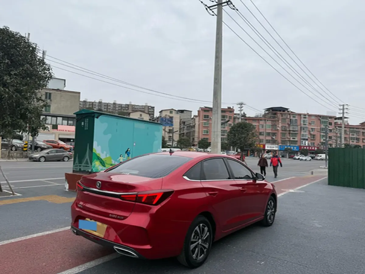 2021 ChangAn Eado 1.6L 128HP L4 5MT,autocango,china used car exporter,china ev exporter,chinese used car exporter,chinese used ev exporter