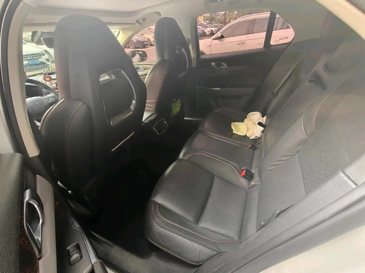 2018 Toyota C-HR 2.0L 171HP L4 CVT,autocango,china used car exporter,china ev exporter,chinese used car exporter,chinese used ev exporter