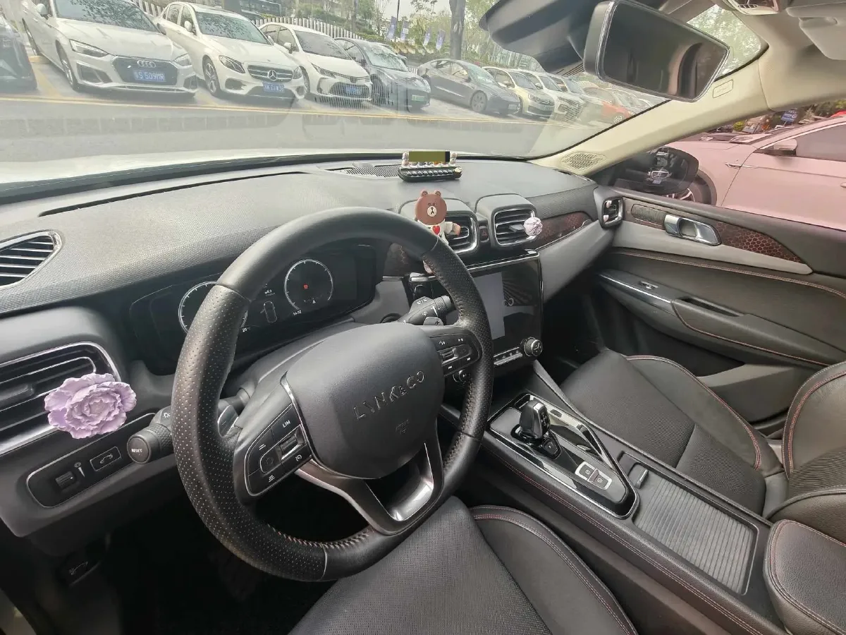 2018 Toyota C-HR 2.0L 171HP L4 CVT,autocango,china used car exporter,china ev exporter,chinese used car exporter,chinese used ev exporter