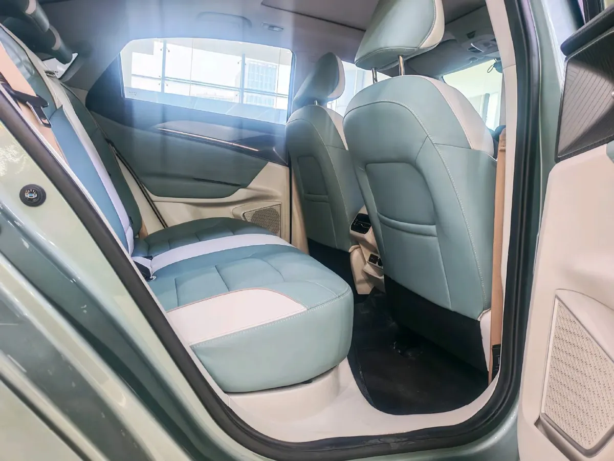 2022 Ruichi Auto ED71 BEV 60.152KWH,autocango,china used car exporter,china ev exporter,chinese used car exporter,chinese used ev exporter