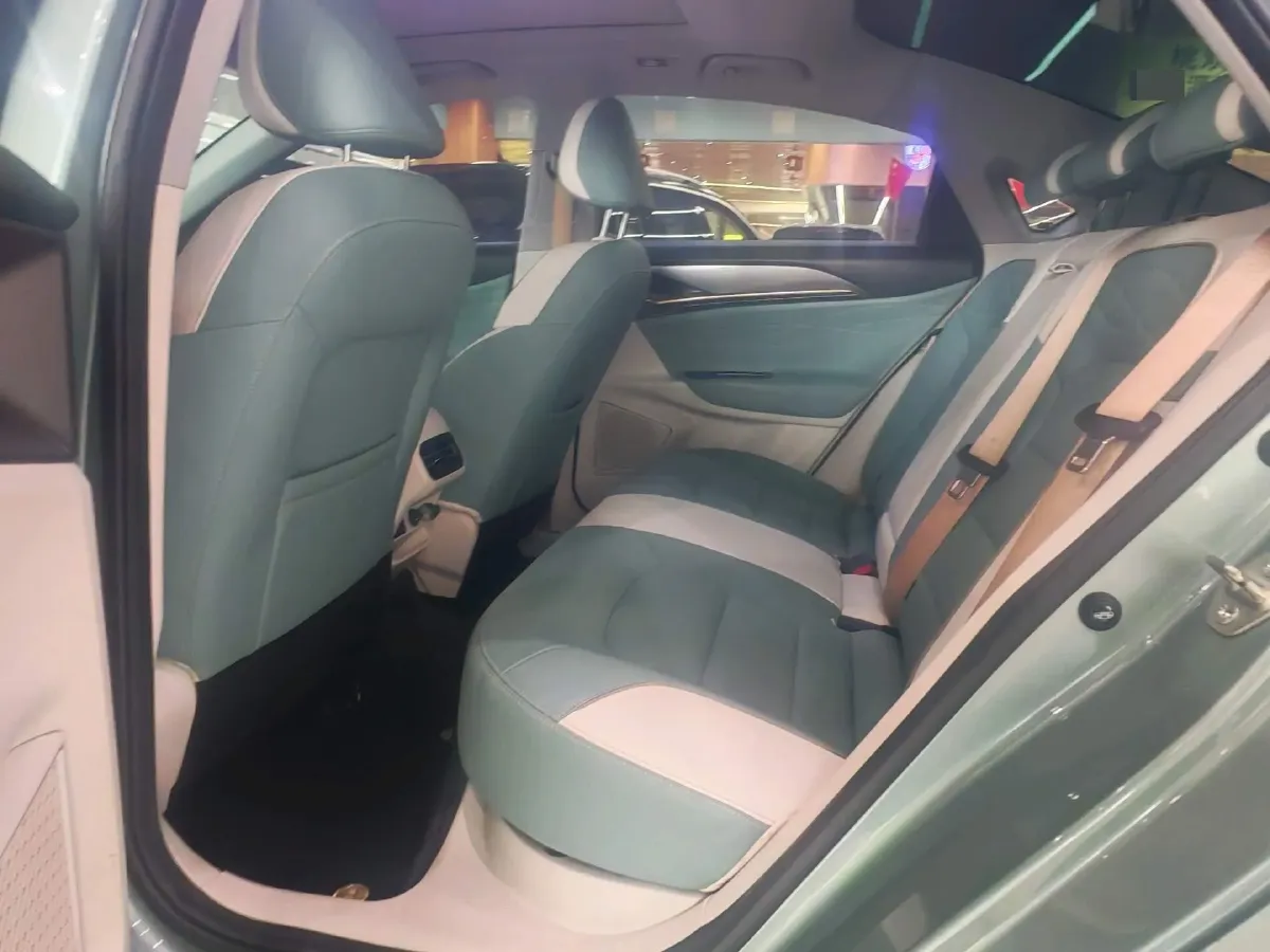 2022 Ruichi Auto ED71 BEV 60.152KWH,autocango,china used car exporter,china ev exporter,chinese used car exporter,chinese used ev exporter