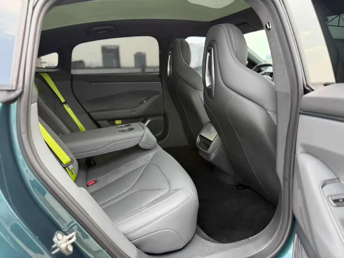 2025 Xpeng P7 BEV,autocango,china used car exporter,china ev exporter,chinese used car exporter,chinese used ev exporter