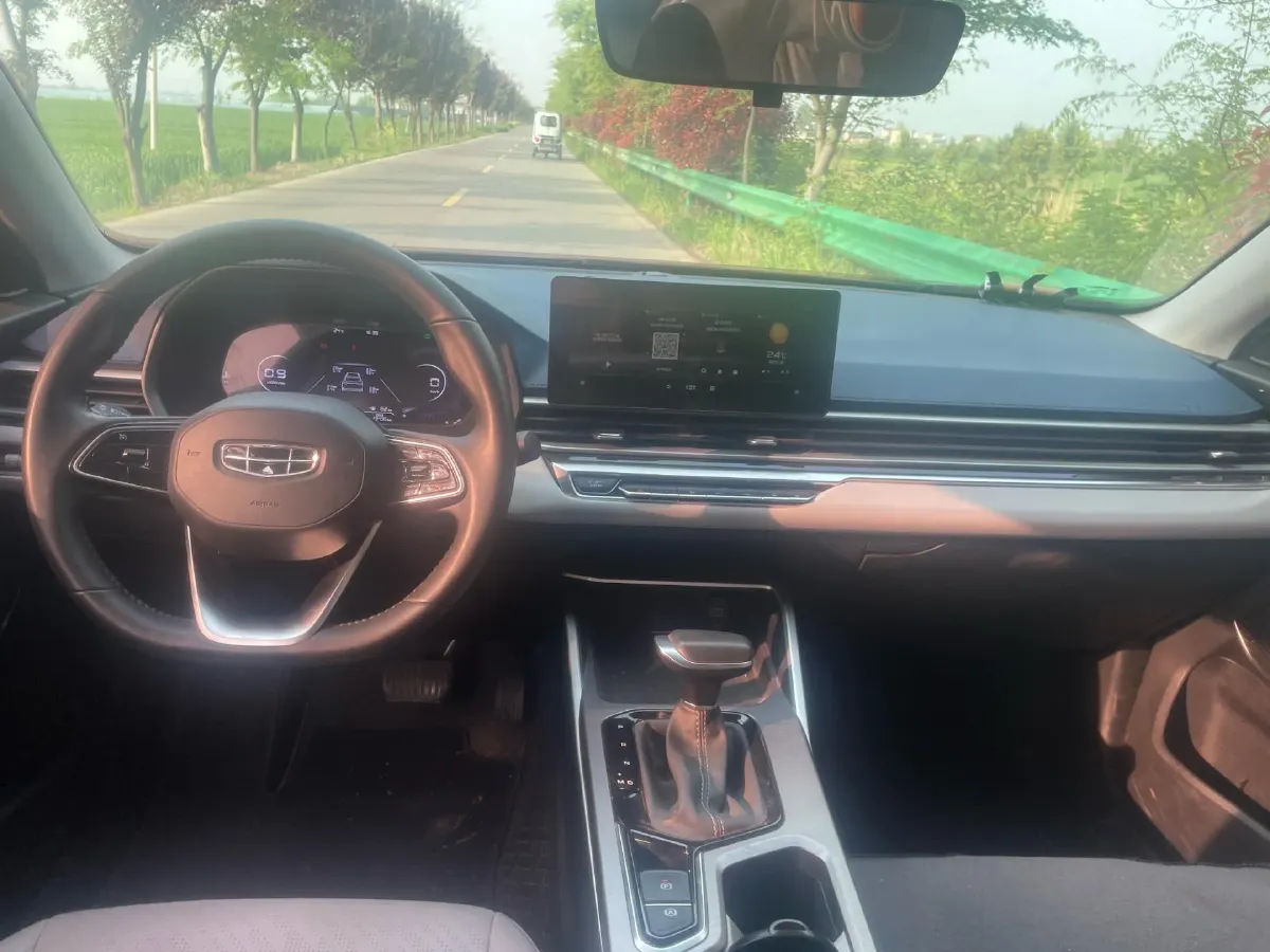 2022 Geely Emgrand 1.5L 114HP L4 CVT,autocango,china used car exporter,china ev exporter,chinese used car exporter,chinese used ev exporter