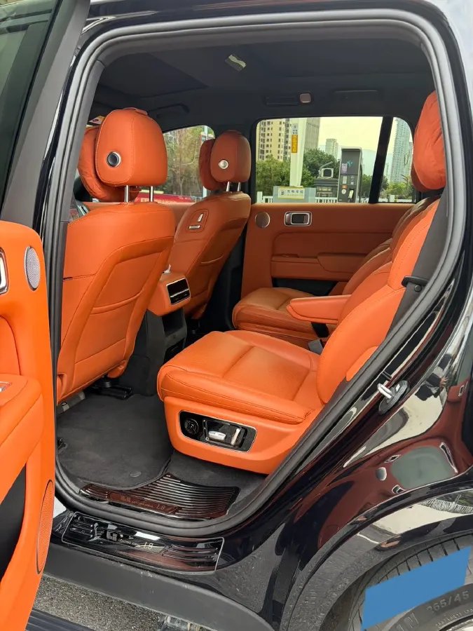 2023 Li L8 Range Extended 154HP REEV 40.9KWH,autocango,china used car exporter,china ev exporter,chinese used car exporter,chinese used ev exporter