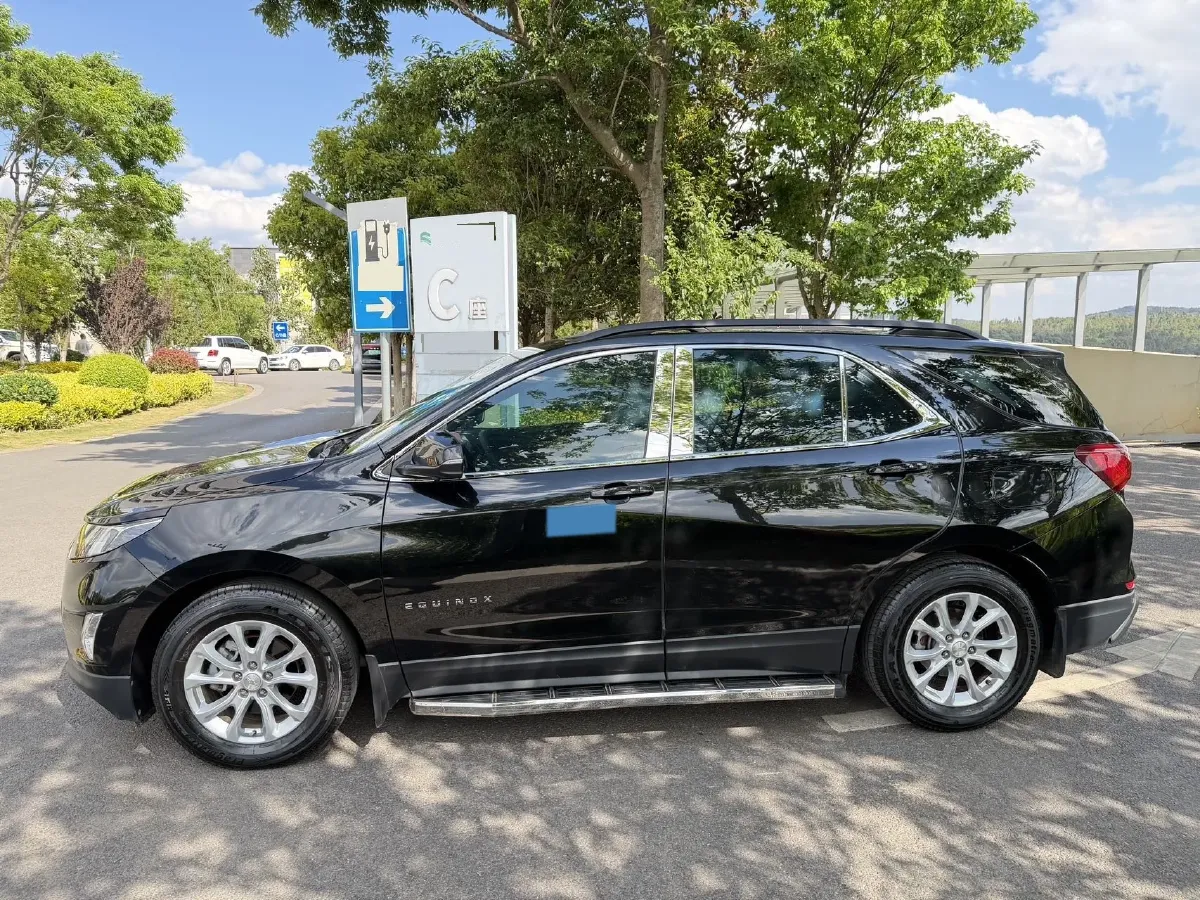 2019 Chevrolet Equinox 1.5T 169HP L4 6AT,autocango,china used car exporter,china ev exporter,chinese used car exporter,chinese used ev exporter