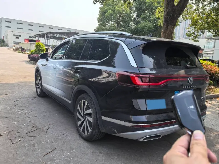 2021 Volkswagen Talagon 2.0T 220HP L4 7DCT,autocango,china used car exporter,china ev exporter,chinese used car exporter,chinese used ev exporter