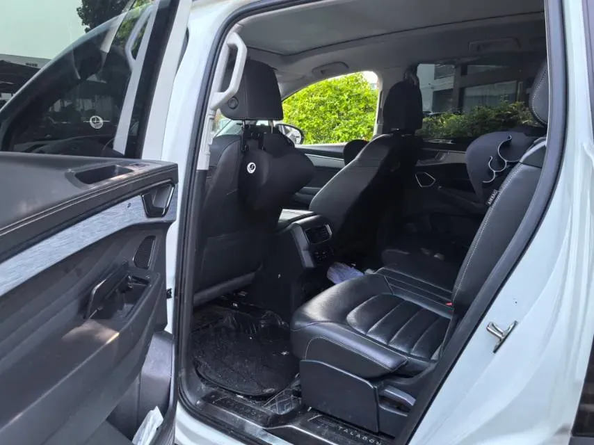 2021 Volkswagen Talagon 2.0T 220HP L4 7DCT,autocango,china used car exporter,china ev exporter,chinese used car exporter,chinese used ev exporter