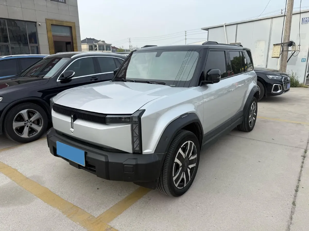 2024 iCAR iCAR 03 BEV 65.69KWH,autocango,china used car exporter,china ev exporter,chinese used car exporter,chinese used ev exporter