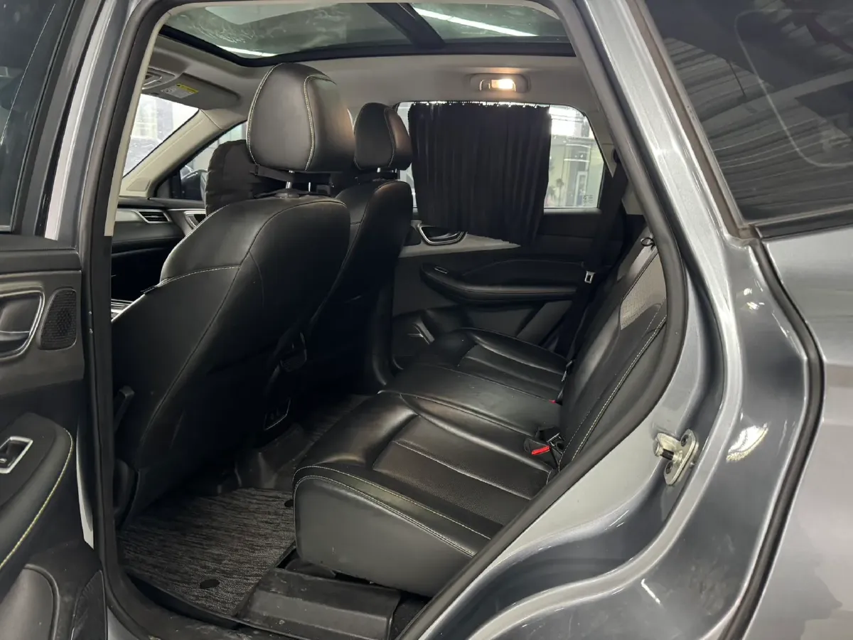 2020 Roewe RX5 eMAX 1.5T 169HP L4 AMT PHEV 16.6KWH,autocango,china used car exporter,china ev exporter,chinese used car exporter,chinese used ev exporter