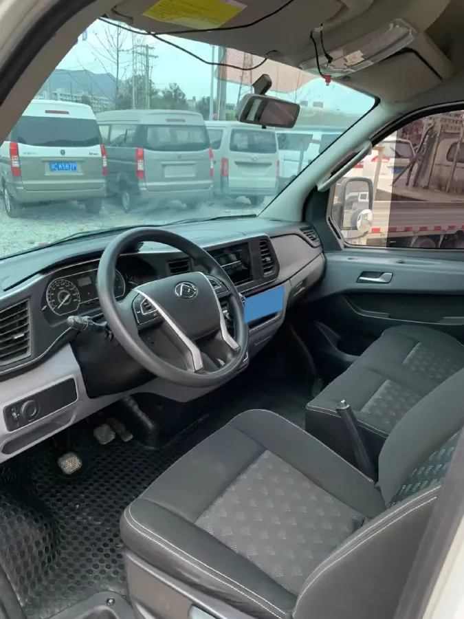 2025 MAXUS XinTu V80 2.0T 147HP L4 6MT,autocango,china used car exporter,china ev exporter,chinese used car exporter,chinese used ev exporter