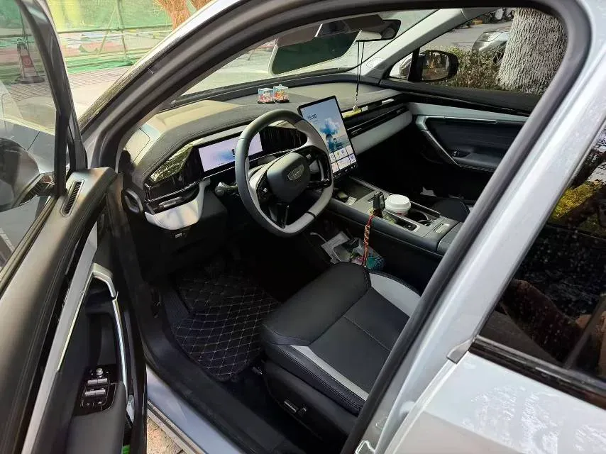 2024 Geely StarRay 1.5T 181HP L4 7DCT,autocango,china used car exporter,china ev exporter,chinese used car exporter,chinese used ev exporter