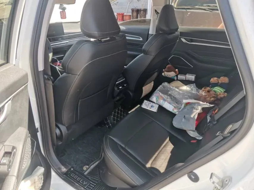 2022 Geely Emgrand 1.5L 114HP L4 CVT,autocango,china used car exporter,china ev exporter,chinese used car exporter,chinese used ev exporter