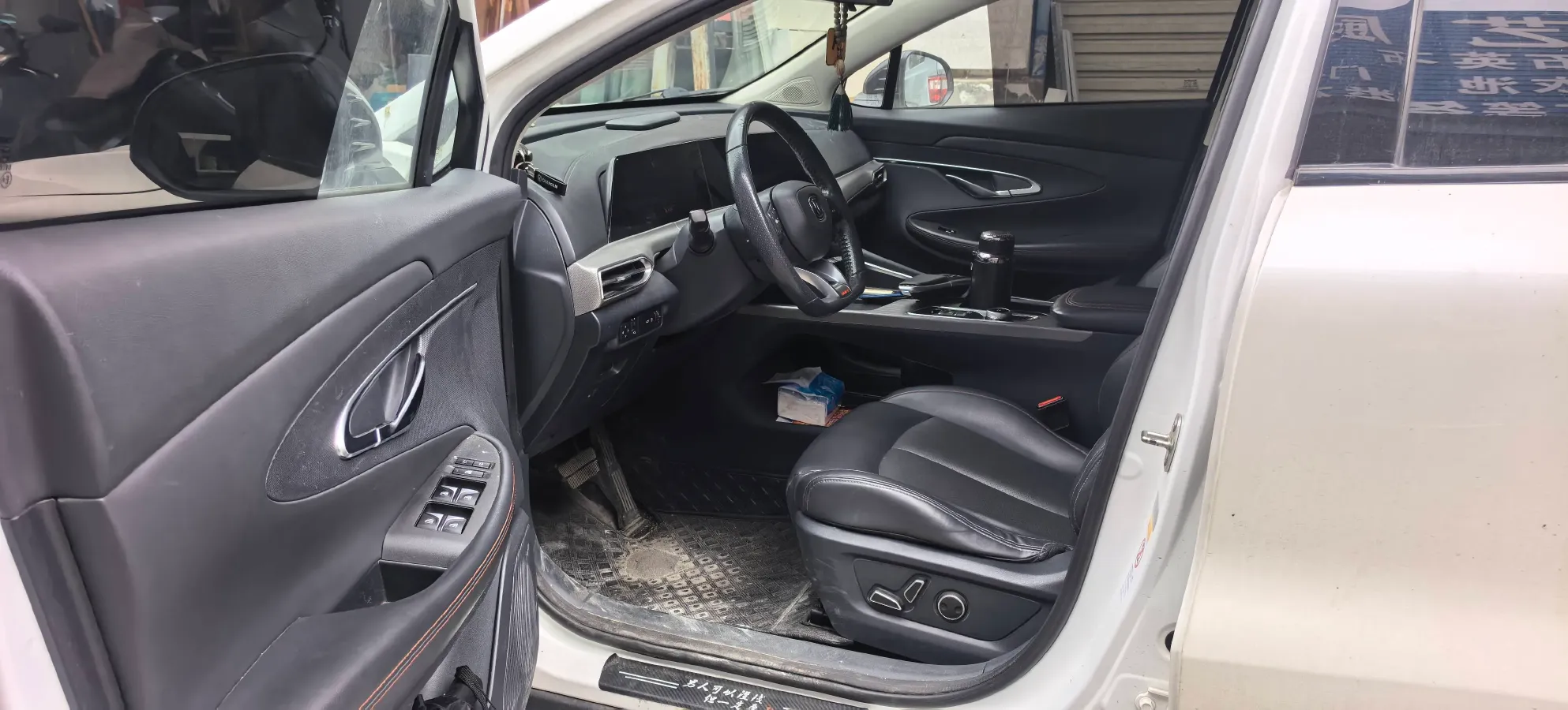 2020 ChangAn UNI-T 1.5T 180HP L4 7DCT,autocango,china used car exporter,china ev exporter,chinese used car exporter,chinese used ev exporter