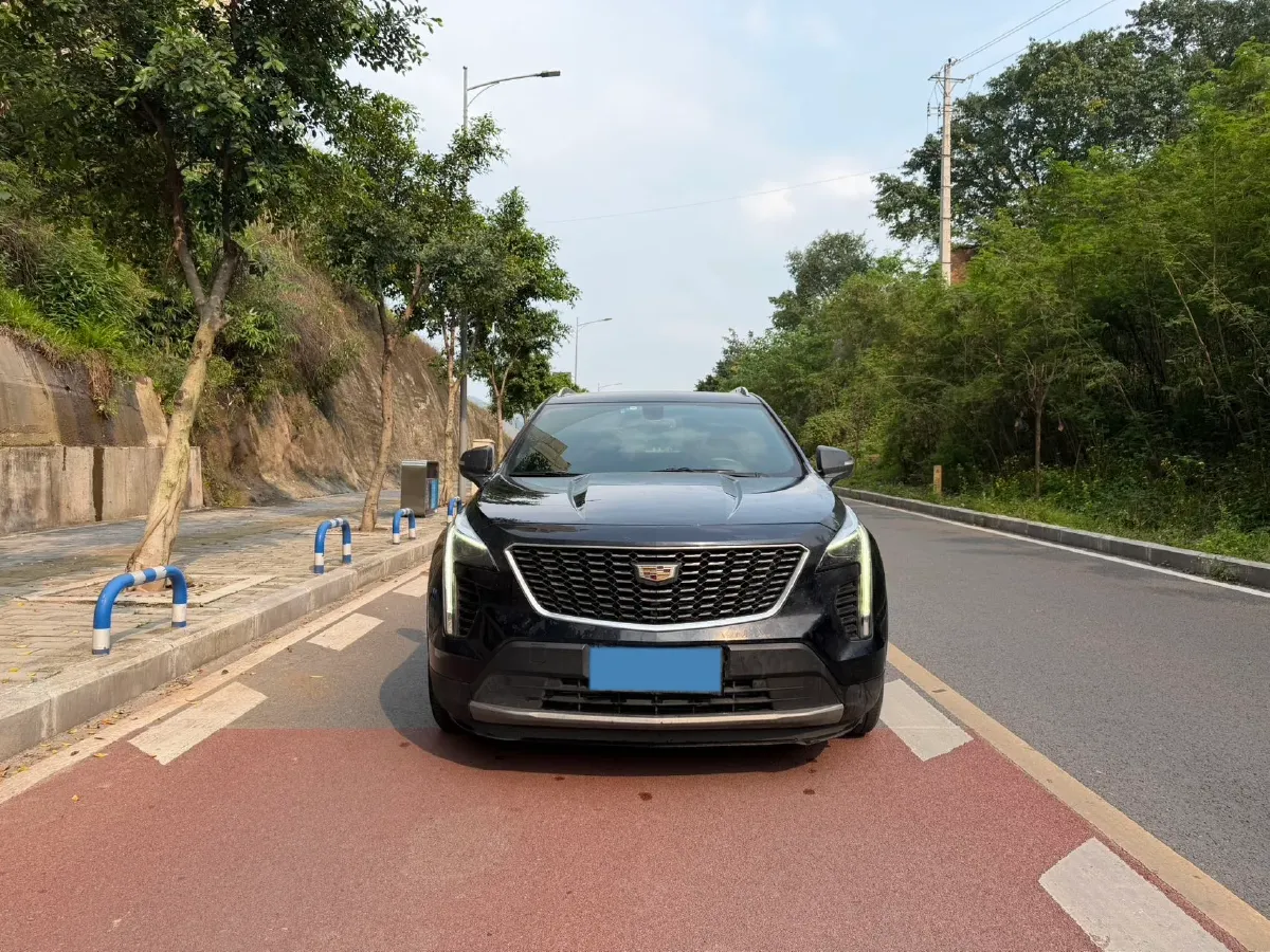 2020 Cadillac XT4 2.0T 241HP L4 9AT,autocango,china used car exporter,china ev exporter,chinese used car exporter,chinese used ev exporter