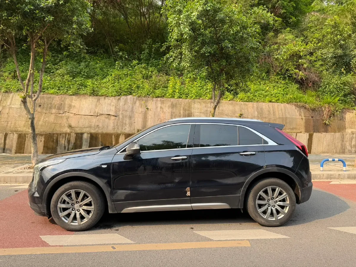 2020 Cadillac XT4 2.0T 241HP L4 9AT,autocango,china used car exporter,china ev exporter,chinese used car exporter,chinese used ev exporter