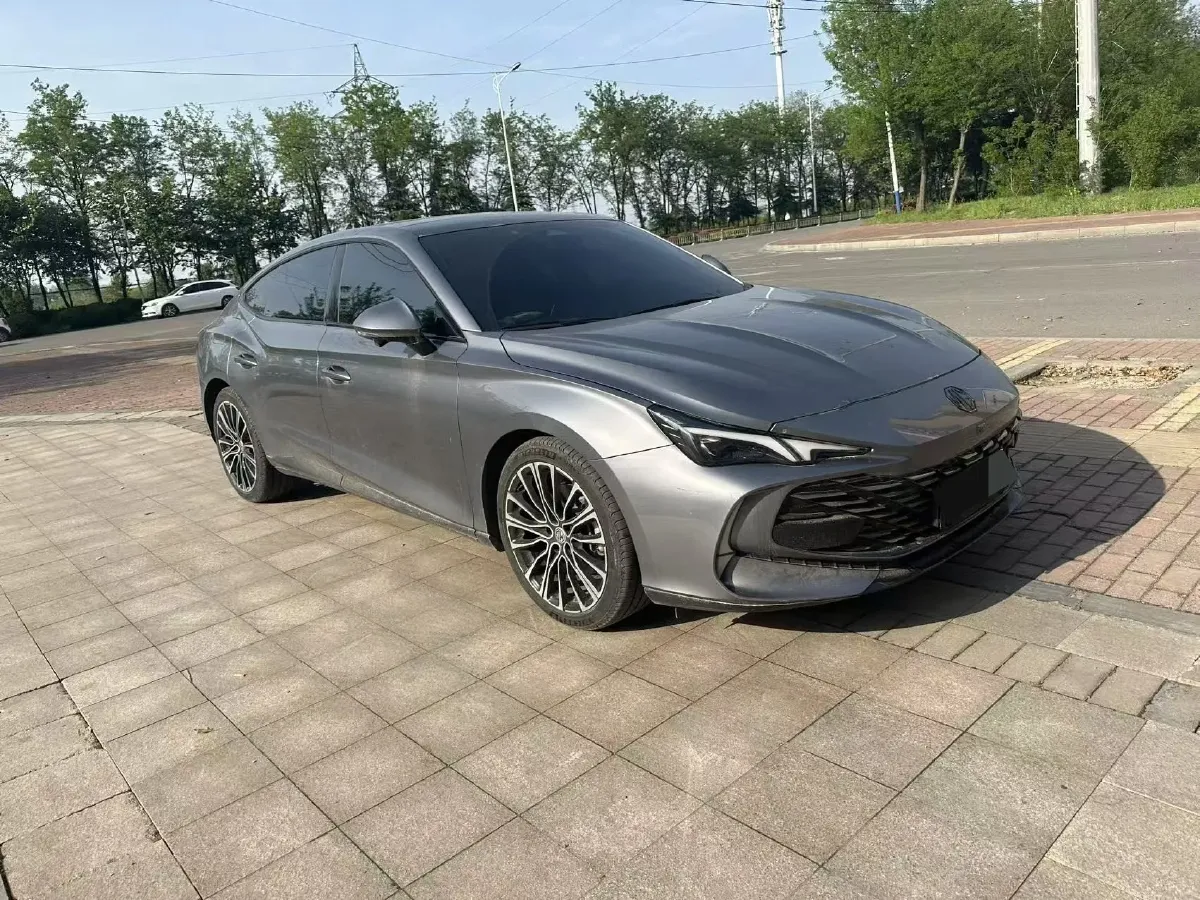 2023 MG 7 2.0T 261HP L4 9AT,autocango,china used car exporter,china ev exporter,chinese used car exporter,chinese used ev exporter