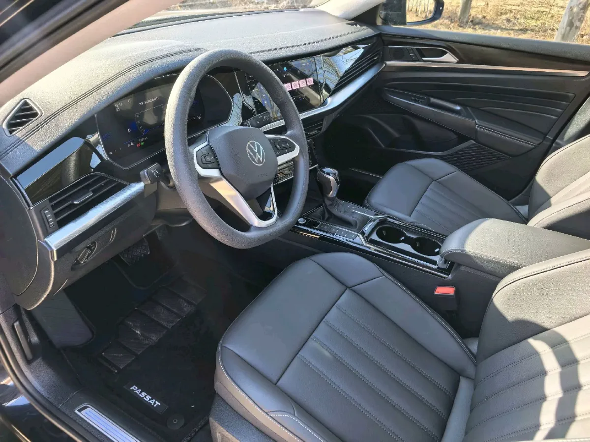 2025 Volkswagen Passat 1.4T 150HP L4 6DCT PHEV,autocango,china used car exporter,china ev exporter,chinese used car exporter,chinese used ev exporter