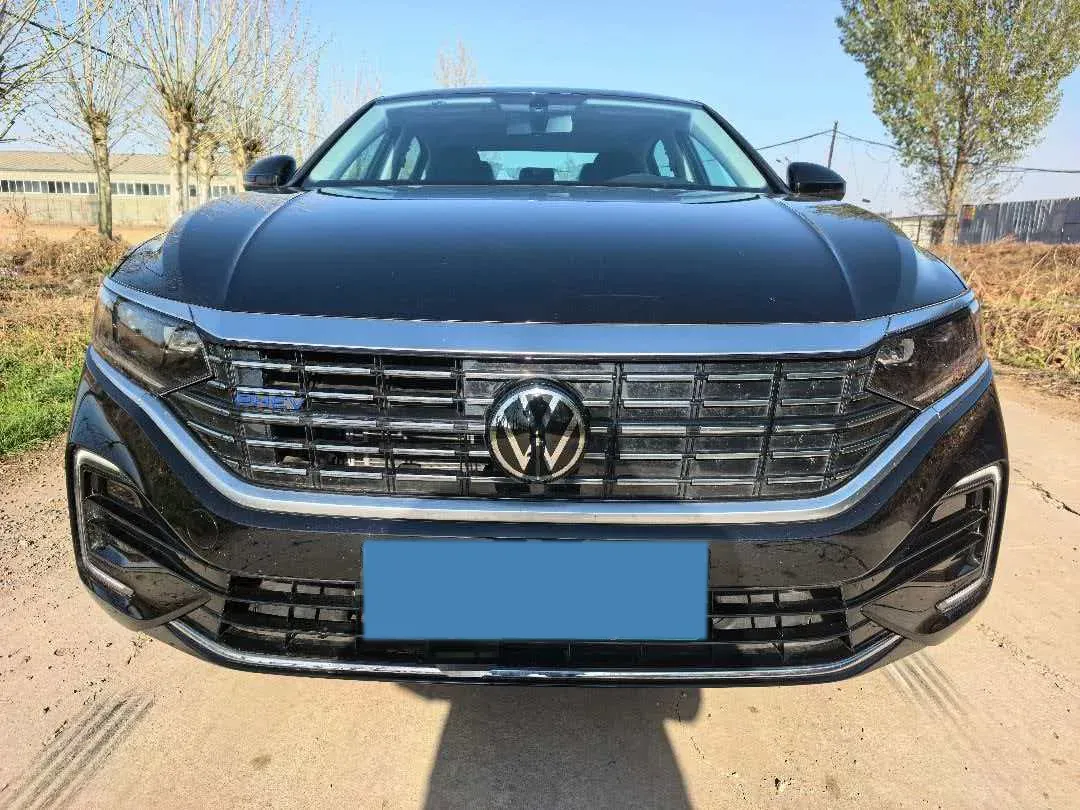 2025 Volkswagen Passat 1.4T 150HP L4 6DCT PHEV,autocango,china used car exporter,china ev exporter,chinese used car exporter,chinese used ev exporter