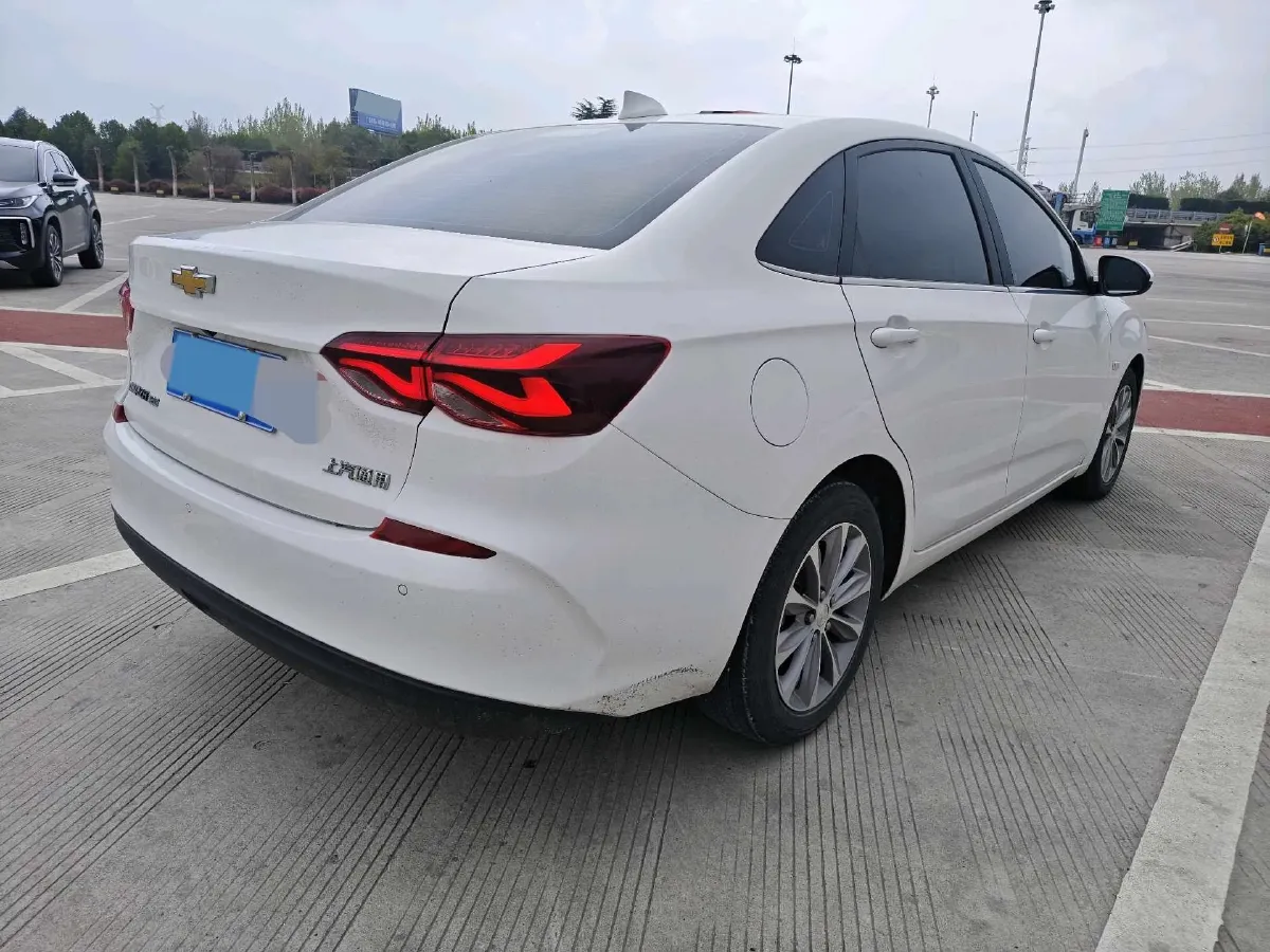 2020 Chevrolet Monza 1.5L 113HP L4 6AT,autocango,china used car exporter,china ev exporter,chinese used car exporter,chinese used ev exporter