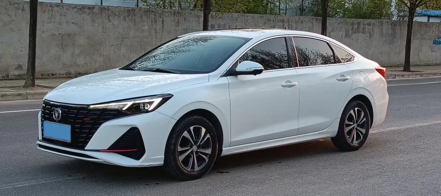 2022 ChangAn Eado 1.4T 160HP L4 7DCT,autocango,china used car exporter,china ev exporter,chinese used car exporter,chinese used ev exporter