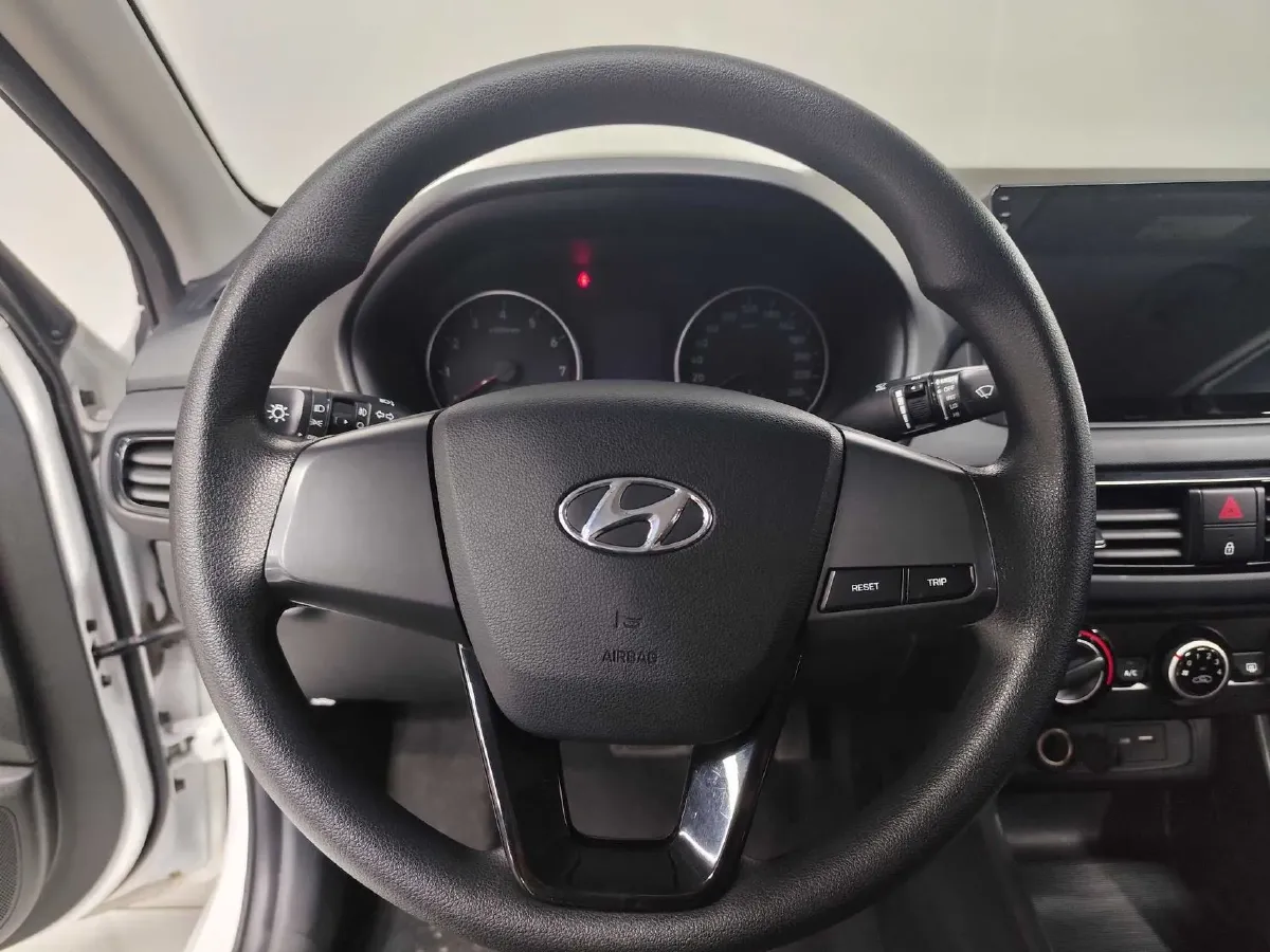 2020 Hyundai Celesta 1.6L 123HP L4 6AT,autocango,china used car exporter,china ev exporter,chinese used car exporter,chinese used ev exporter