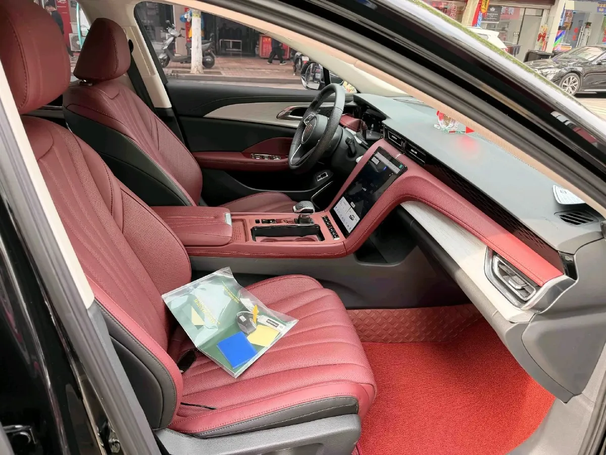 2024 HongQi H5 1.5T 169HP L4 7DCT,autocango,china used car exporter,china ev exporter,chinese used car exporter,chinese used ev exporter