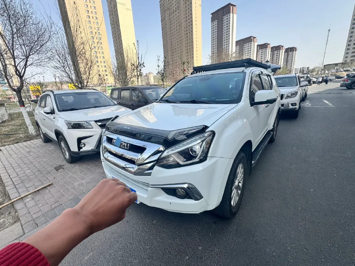 2020 Isuzu Mu-X 1.9T 166HP L4 6AT,autocango,china used car exporter,china ev exporter,chinese used car exporter,chinese used ev exporter